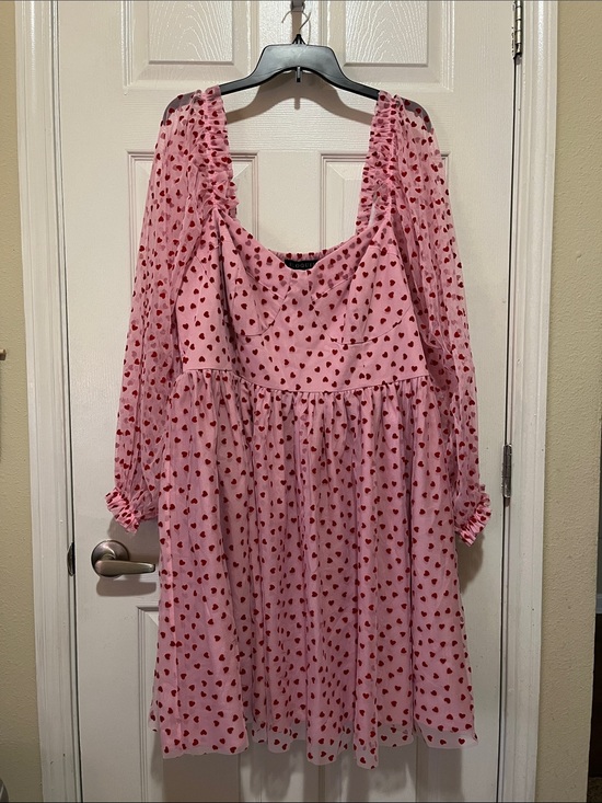 Eloquii Dresses & Skirts - Eloquii Pink Heart Print Long Sleeve Women’s Dress